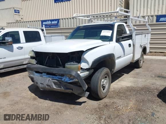 2005 Chevrolet Silverado 2500HD Work Truck with VIN 1GBHC24U45E226673, listed as a IAAI auction lot 42975891 with 254,063 mi miles and . Bid and sale history available at DreamBid. Image 2.