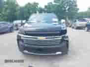 2023 Chevrolet Suburban Premier z VIN 1GNSKFKDXPR385697, wystawiony jako IAAI lot #42601771 z przebiegiem 75 487 mil mil oraz . Historia ofert i sprzedaży dostępna na DreamBid. Obrazek 13.