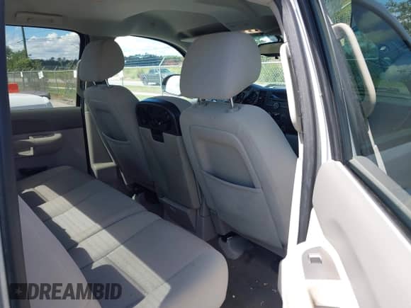 2013 Chevrolet Silverado 1500 LT with VIN 3GCPCSE0XDG186464, listed as a IAAI auction lot 43316364 with 186,073 mi miles and . Bid and sale history available at DreamBid. Image 8.