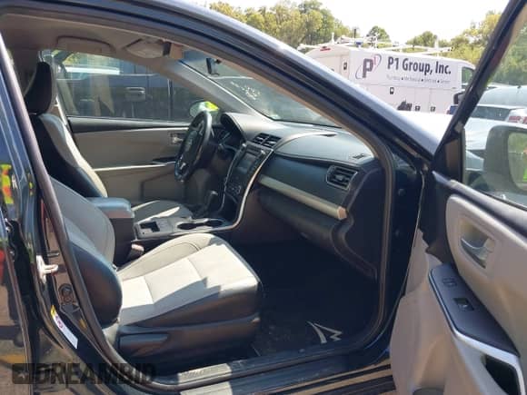 2017 Toyota Camry Hybrid LE z VIN 4T1BD1FK9HU223584, wystawiony jako IAAI lot #43192739 z przebiegiem 188 332 mil mil oraz . Historia ofert i sprzedaży dostępna na DreamBid. Obrazek 5.