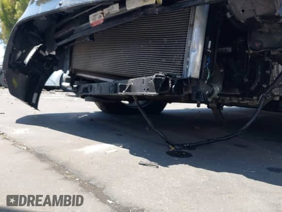 2016 Kia Sorento SXL with VIN 5XYPK4A53GG033928, listed as a IAAI auction lot 42639686 with 42,454 mi miles and . Bid and sale history available at DreamBid. Image 12.