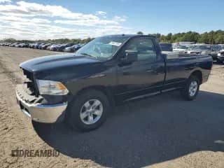 2014 Ram 1500 Tradesman z VIN 3C6JR6DG1EG330681, wystawiony jako Copart lot #84607305 z przebiegiem 146 391 mil mil oraz Szkoda całkowita • Salvage title. Historia ofert i sprzedaży dostępna na DreamBid. Obrazek 1.