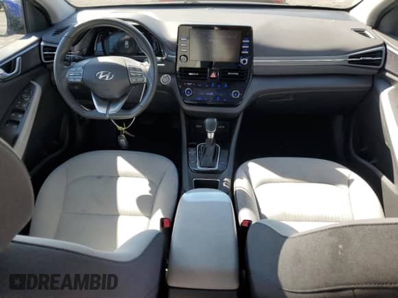 2021 Hyundai Ioniq SEL с VIN KMHC85LC5MU261398, выставлен на аукционе Copart как лот 71382623 с пробегом 52 670 миль миль и . История ставок и продаж доступна на DreamBid. Изображение 8.