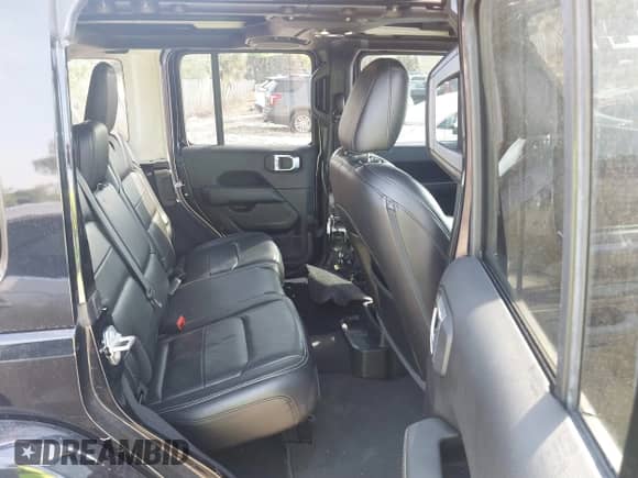2021 Jeep Wrangler Unlimited Sahara с VIN 1C4HJXEG3MW536507, выставлен на аукционе IAAI как лот 41601893 с пробегом 51 214 миль миль и . История ставок и продаж доступна на DreamBid. Изображение 8.