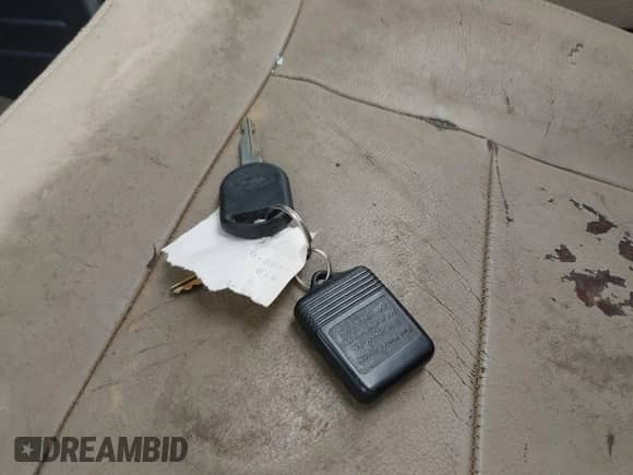 2005 Ford F-150 XLT z VIN 1FTPW12505KD36741, wystawiony jako IAAI lot #43244294 z przebiegiem 108 145 mil mil oraz . Historia ofert i sprzedaży dostępna na DreamBid. Obrazek 11.