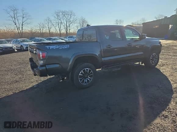 2022 Toyota Tacoma SR5 с VIN 3TMCZ5AN7NM524812, выставлен на аукционе Copart как лот 90647645 с пробегом 41 473 миль миль и Списание • Salvage title. История ставок и продаж доступна на DreamBid. Изображение 4.