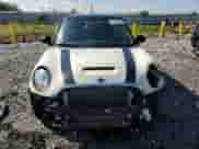 2011 MINI Hardtop S with VIN WMWSV3C50BTY15977, listed as a Copart auction lot 52802295 with 89,085 mi miles and Salvage title. Bid and sale history available at DreamBid. Image 5.