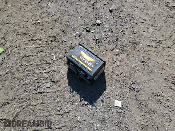 2008 Chevrolet Silverado 1500 Work Truck with VIN 1GCEC14X08Z246404, listed as a Copart auction lot 70037405 with 173,696 mi miles and Salvage title. Bid and sale history available at DreamBid. Image 12.