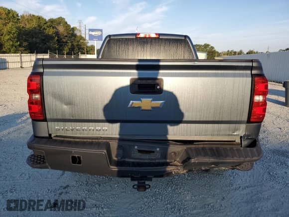 2014 Chevrolet Silverado 1500 Work Truck z VIN 1GCNCPEH8EZ226861, wystawiony jako Copart lot #70095275 z przebiegiem 150 669 mil mil oraz Szkoda całkowita • Salvage title. Historia ofert i sprzedaży dostępna na DreamBid. Obrazek 6.
