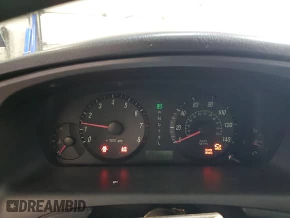 2005 Hyundai Elantra GLS z VIN KMHDN46D65U035786, wystawiony jako Copart lot #70865764 z przebiegiem 277 993 mil mil oraz Szkoda całkowita • Salvage title. Historia ofert i sprzedaży dostępna na DreamBid. Obrazek 9.