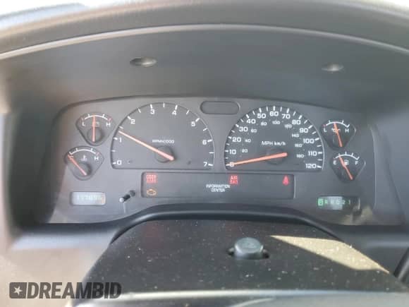 2004 Dodge Dakota SLT z VIN 1D7HG48N84S510442, wystawiony jako Copart lot #67851605 z przebiegiem 177 896 mil mil oraz Szkoda całkowita • Salvage title. Historia ofert i sprzedaży dostępna na DreamBid. Obrazek 9.