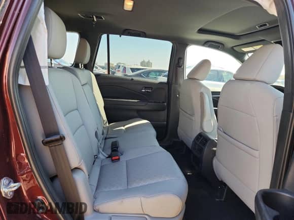 2020 Honda Passport EX-L with VIN 5FNYF7H51LB004722, listed as a Copart auction lot 87407905 with 28,860 mi miles and Salvage title. Bid and sale history available at DreamBid. Image 11.