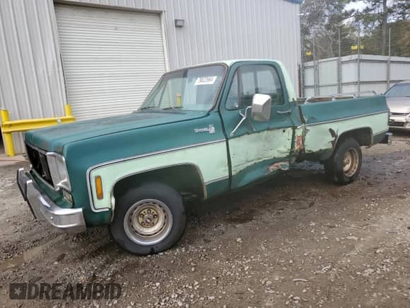 1976 Chevrolet Silverado 1500 z VIN CCL146B106485, wystawiony jako Copart lot #79822664 z przebiegiem 15 363 mil mil oraz Szkoda całkowita • Salvage title. Historia ofert i sprzedaży dostępna na DreamBid. Obrazek 1.
