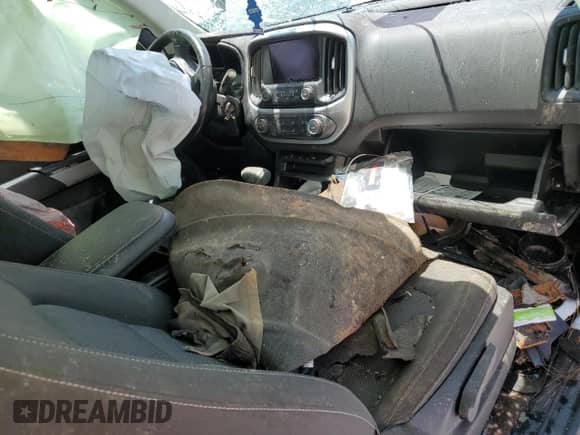 2018 Chevrolet Colorado 2WD LT с VIN 1GCHSCEA9J1165735, выставлен на аукционе Copart как лот 56942795 с пробегом Не указан миль и Списание • Salvage title. История ставок и продаж доступна на DreamBid. Изображение 8.