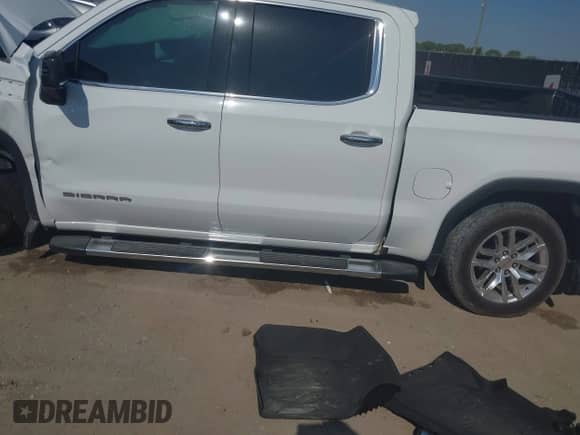 2022 GMC Sierra 1500 SLT с VIN 3GTU9DED7NG122142, выставлен на аукционе IAAI как лот 43010613 с пробегом 132 850 миль миль и . История ставок и продаж доступна на DreamBid. Изображение 14.