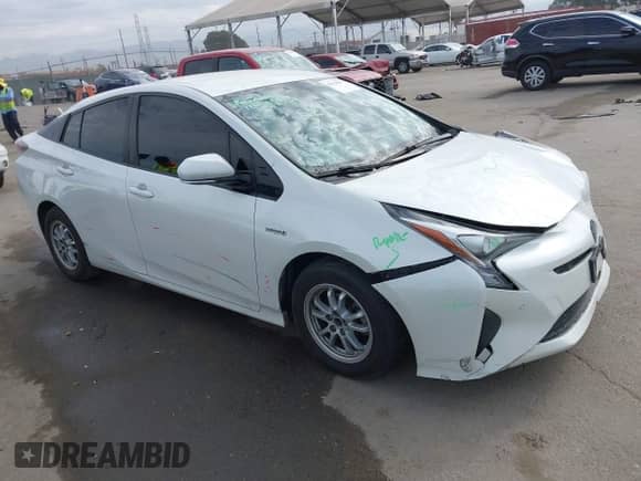 2017 Toyota Prius Two z VIN JTDKBRFU4H3055417, wystawiony jako IAAI lot #43125675 z przebiegiem 252 333 mil mil oraz . Historia ofert i sprzedaży dostępna na DreamBid. Obrazek 1.