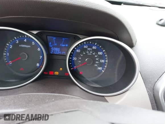 2015 Hyundai Tucson Limited с VIN KM8JU3AG2FU986599, выставлен на аукционе IAAI как лот 42737790 с пробегом 213 341 миль миль и . История ставок и продаж доступна на DreamBid. Изображение 7.