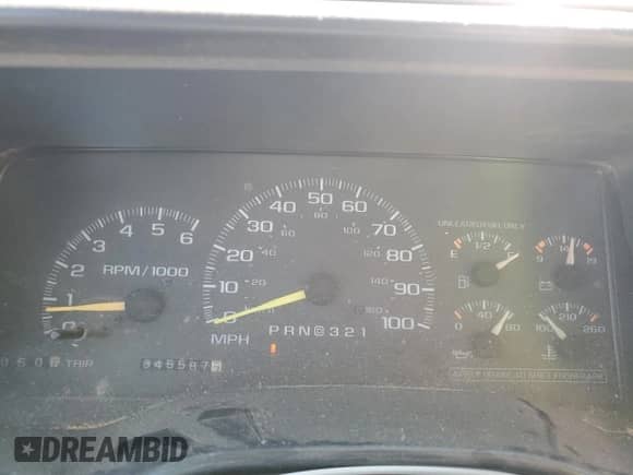 1997 GMC Sierra 1500 с VIN 2GTEK19R9V1560487, выставлен на аукционе Copart как лот 71179265 с пробегом 345 587 миль миль и Списание • Salvage title. История ставок и продаж доступна на DreamBid. Изображение 9.