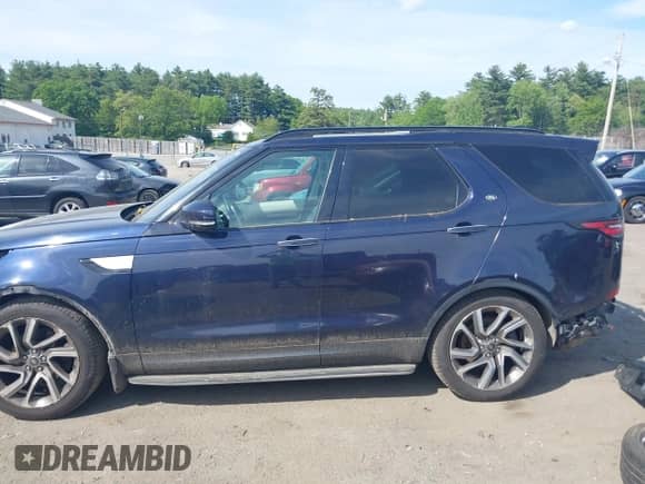 2017 Land Rover Discovery HSE Luxury with VIN SALRHBBV8HA032973, listed as a IAAI auction lot 42214812 with 136,058 mi miles and . Bid and sale history available at DreamBid. Image 14.