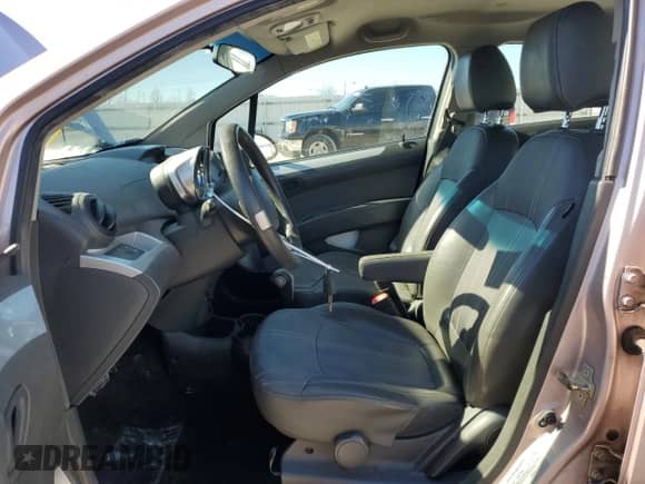 2013 Chevrolet Spark LS с VIN KL8CB6S95DC522657, выставлен на аукционе Copart как лот 44148475 с пробегом 139 593 миль миль и На запчасти • Non repairable. История ставок и продаж доступна на DreamBid. Изображение 7.