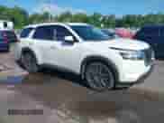 2024 Nissan Pathfinder SL with VIN 5N1DR3CD2RC283483, listed as a IAAI auction lot 42716112 with 8,887 mi miles and . Bid and sale history available at DreamBid. Image 1.