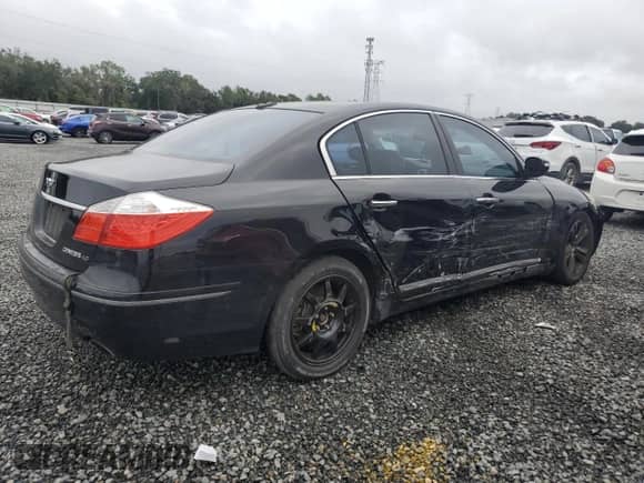 2009 Hyundai Genesis z VIN KMHGC46F19U045202, wystawiony jako Copart lot #74543594 z przebiegiem 135 170 mil mil oraz Szkoda całkowita • Salvage title. Historia ofert i sprzedaży dostępna na DreamBid. Obrazek 3.