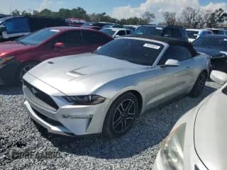 2018 Ford Mustang EcoBoost Premium with VIN 1FATP8UH8J5142968, listed as a Copart auction lot 70344025 with 135,602 mi miles and Clean title. Bid and sale history available at DreamBid. Image 1.