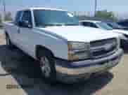 2005 Chevrolet Silverado 1500 LS with VIN 2GCEC19V351385857, listed as a IAAI auction lot 42505801 with 150,705 mi miles and . Bid and sale history available at DreamBid. Image 1.