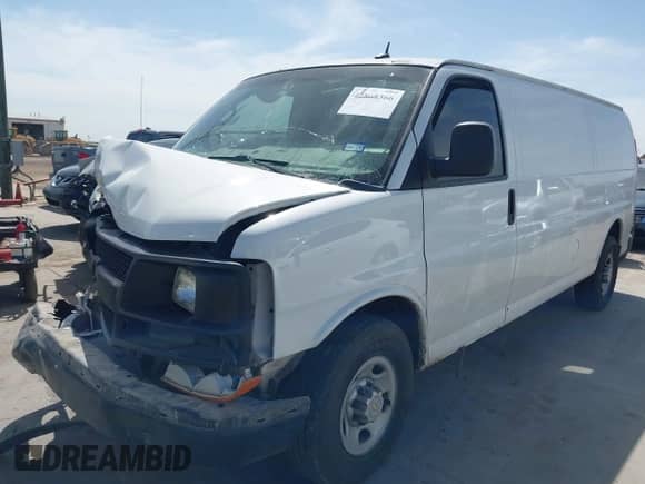 2013 Chevrolet Express Cargo z VIN 1GCWGGFA5D1144707, wystawiony jako IAAI lot #42868366 z przebiegiem 167 632 mil mil oraz . Historia ofert i sprzedaży dostępna na DreamBid. Obrazek 2.