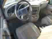 2002 Chevrolet Astro z VIN 1GNEL19X72B122193, wystawiony jako Copart lot #41370415 z przebiegiem 241 117 mil mil oraz Szkoda całkowita • Salvage title. Historia ofert i sprzedaży dostępna na DreamBid. Obrazek 8.