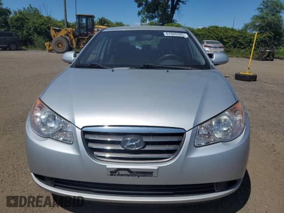 2009 Hyundai Elantra GLS with VIN KMHDU45D29U651706, listed as a Copart auction lot 67080305 with 186,531 mi miles and Salvage title. Bid and sale history available at DreamBid. Image 5.