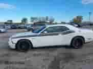 2013 Dodge Challenger R/T Plus z VIN 2C3CDYBTXDH531266, wystawiony jako IAAI lot #43506450 z przebiegiem 74 712 mil mil oraz . Historia ofert i sprzedaży dostępna na DreamBid. Obrazek 14.