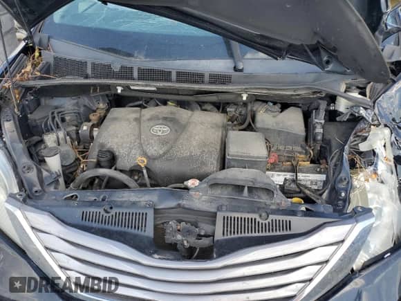 2017 Toyota Sienna XLE Auto Access Seat with VIN 5TDYZ3DC2HS848985, listed as a Copart auction lot 54764995 with 143,417 mi miles and Salvage title. Bid and sale history available at DreamBid. Image 12.