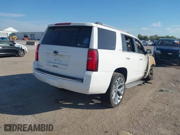 2015 Chevrolet Tahoe LTZ с VIN 1GNSCCKCXFR687055, выставлен на аукционе IAAI как лот 43473908 с пробегом Не указан миль и . История ставок и продаж доступна на DreamBid. Изображение 4.