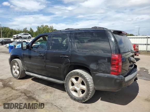 2007 Chevrolet Tahoe LT z VIN 1GNFK130X7J109115, wystawiony jako Copart lot #85279685 z przebiegiem 265 682 mil mil oraz Szkoda całkowita • Salvage title. Historia ofert i sprzedaży dostępna na DreamBid. Obrazek 2.