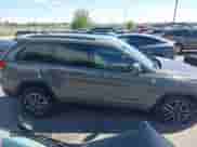 2020 Jeep Grand Cherokee Trailhawk with VIN 1C4RJFLG7LC384524, listed as a IAAI auction lot 42312713 with 50,221 mi miles and . Bid and sale history available at DreamBid. Image 13.