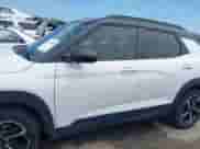 2023 Chevrolet TrailBlazer RS z VIN KL79MTSL6PB101110, wystawiony jako IAAI lot #42782230 z przebiegiem 37 865 mil mil oraz . Historia ofert i sprzedaży dostępna na DreamBid. Obrazek 14.