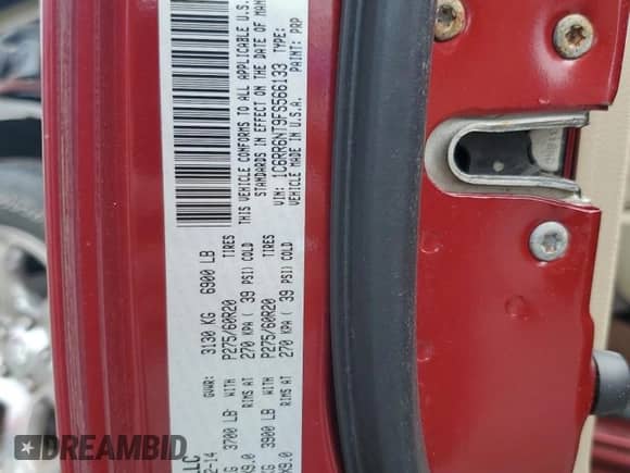 2015 Ram 1500 Laramie z VIN 1C6RR6NT9FS566133, wystawiony jako Copart lot #67740645 z przebiegiem 75 532 mil mil oraz Szkoda całkowita • Salvage title. Historia ofert i sprzedaży dostępna na DreamBid. Obrazek 13.