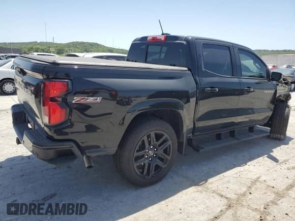 2024 Chevrolet Colorado 4WD Z71 с VIN 1GCPTDEK2R1275691, выставлен на аукционе Copart как лот 65431085 с пробегом 11 421 миль миль и Списание • Salvage title. История ставок и продаж доступна на DreamBid. Изображение 3.