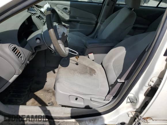 2005 Chevrolet Malibu с VIN 1G1ZS52F65F230042, выставлен на аукционе Copart как лот 64212925 с пробегом 260 617 миль миль и Списание • Salvage title. История ставок и продаж доступна на DreamBid. Изображение 7.