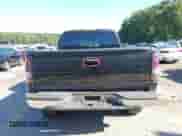 2000 Chevrolet Silverado 1500 LS z VIN 2GCEC19TXY1227986, wystawiony jako IAAI lot #43159851 z przebiegiem 300 863 mil mil oraz . Historia ofert i sprzedaży dostępna na DreamBid. Obrazek 16.