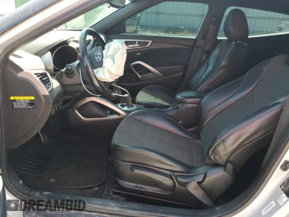 2016 Hyundai Veloster with VIN KMHTC6AD0GU273916, listed as a Copart auction lot 80537395 with 106,568 mi miles and Salvage title. Bid and sale history available at DreamBid. Image 7.