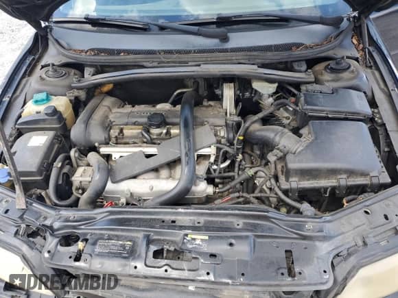 2007 Volvo S60 2.5L Turbo с VIN YV1RS592472631457, выставлен на аукционе Copart как лот 67252635 с пробегом 242 802 миль миль и Списание • Salvage title. История ставок и продаж доступна на DreamBid. Изображение 11.