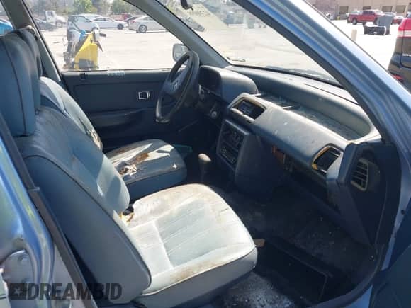 1989 Honda Civic с VIN JHMEY3847KS002759, выставлен на аукционе IAAI как лот 42390098 с пробегом 264 243 миль миль и . История ставок и продаж доступна на DreamBid. Изображение 5.