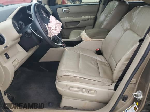 2011 Honda Pilot EX-L z VIN 5FNYF3H61BB055394, wystawiony jako Copart lot #67405285 z przebiegiem 244 804 mil mil oraz Szkoda całkowita • Salvage title. Historia ofert i sprzedaży dostępna na DreamBid. Obrazek 7.