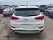 2017 Hyundai Tucson Sport с VIN KM8J33A24HU373555, выставлен на аукционе IAAI как лот 42128819 с пробегом 114 084 миль миль и . История ставок и продаж доступна на DreamBid. Изображение 17.