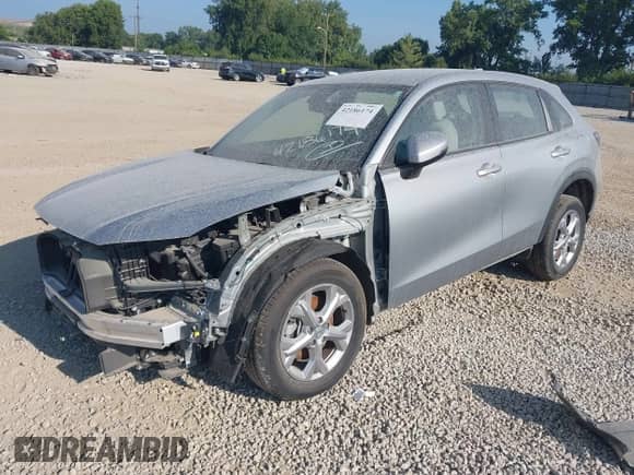 2025 Honda HR-V LX with VIN 3CZRZ2H32SM734057, listed as a IAAI auction lot 42186174 with 3,837 mi miles and . Bid and sale history available at DreamBid. Image 18.