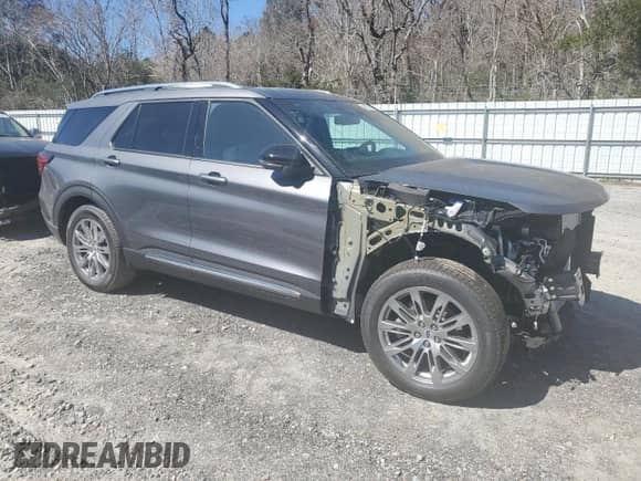 2025 Ford Explorer с VIN 1FMUK7HH8SGA42632, выставлен на аукционе Copart как лот 46308475 с пробегом 470 миль миль и Списание • Salvage title. История ставок и продаж доступна на DreamBid. Изображение 4.