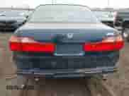 2000 Honda Accord EX z VIN JHMCG5660YC017374, wystawiony jako IAAI lot #41582810 z przebiegiem 195 709 mil mil oraz . Historia ofert i sprzedaży dostępna na DreamBid. Obrazek 17.