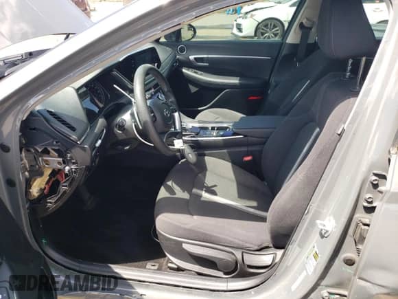 2020 Hyundai Sonata Blue с VIN KMHL24JJ0LA009538, выставлен на аукционе Copart как лот 65556685 с пробегом 103 961 миль миль и Списание • Salvage title. История ставок и продаж доступна на DreamBid. Изображение 7.